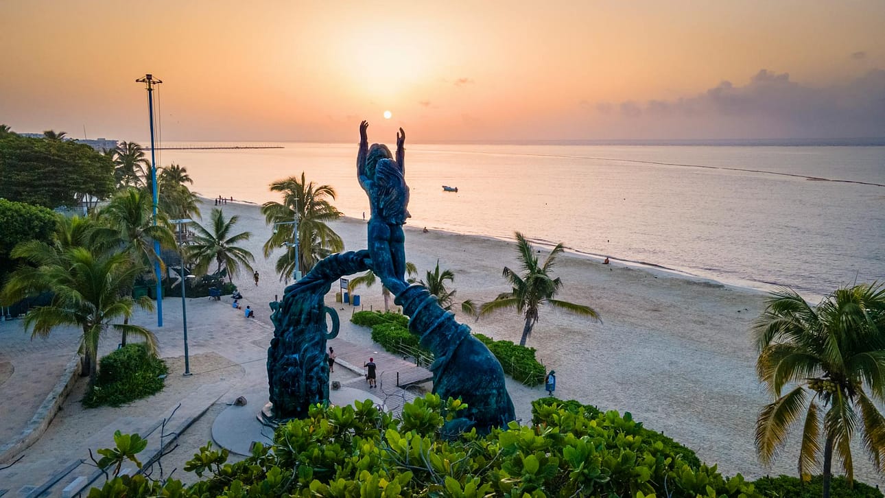 Playa del Carmen: Four Days in Paradise 9 sculpture portal maya in playa del carmen